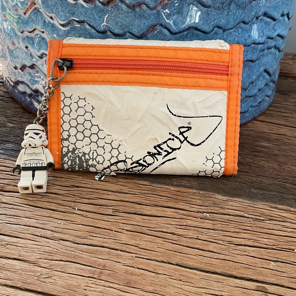 Boys Bionicle Wallet - Picture 2 of 4